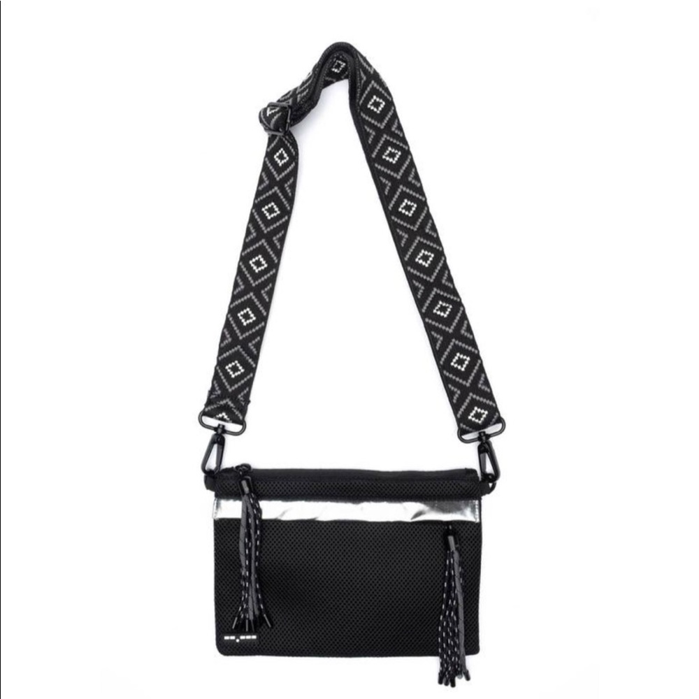 Go Dash Dot Crossbody Bag *NWT*